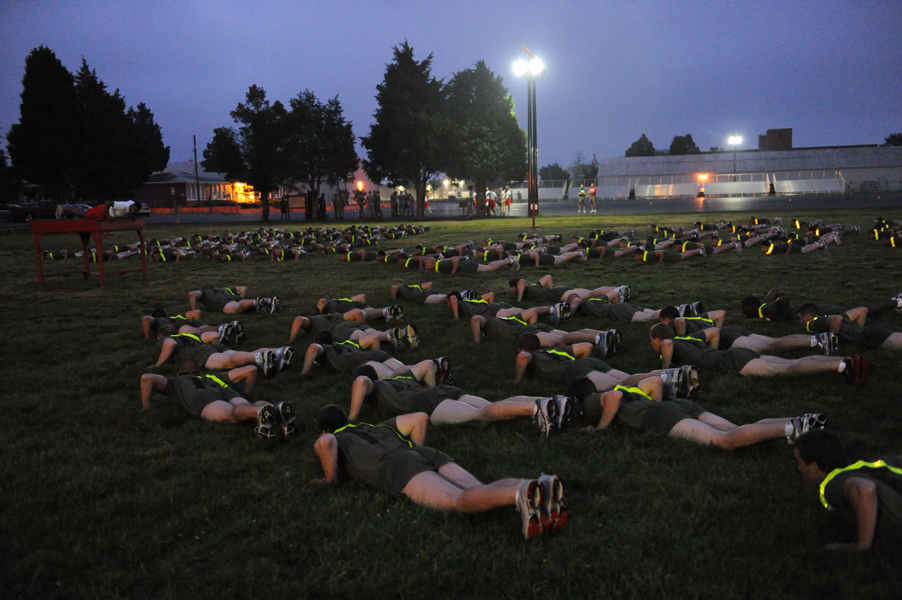 ocs-pushups Candidates do push ups before PT